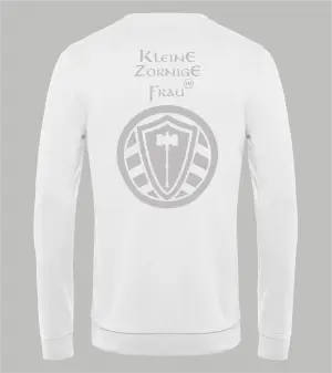 Rückansicht weißes Herren Sweatshirt mit Spruch 'Kleine Zornige Frau tm' und Stahllager-Logo